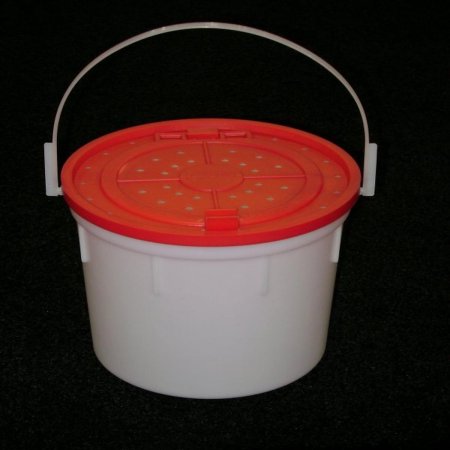 Bishop Distributing Inc., 5 Qt Live Bait Bucket